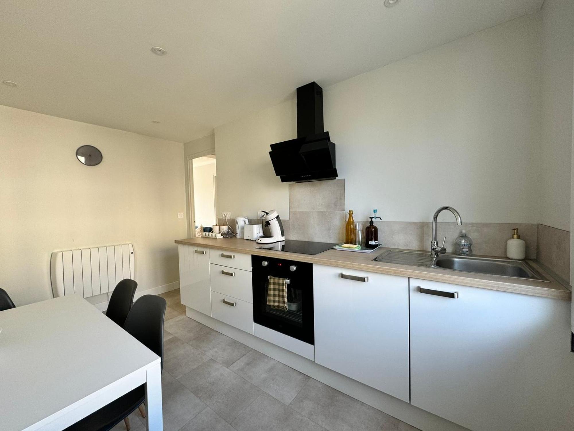 Le 122 - Parking Apartman Rodez Kültér fotó