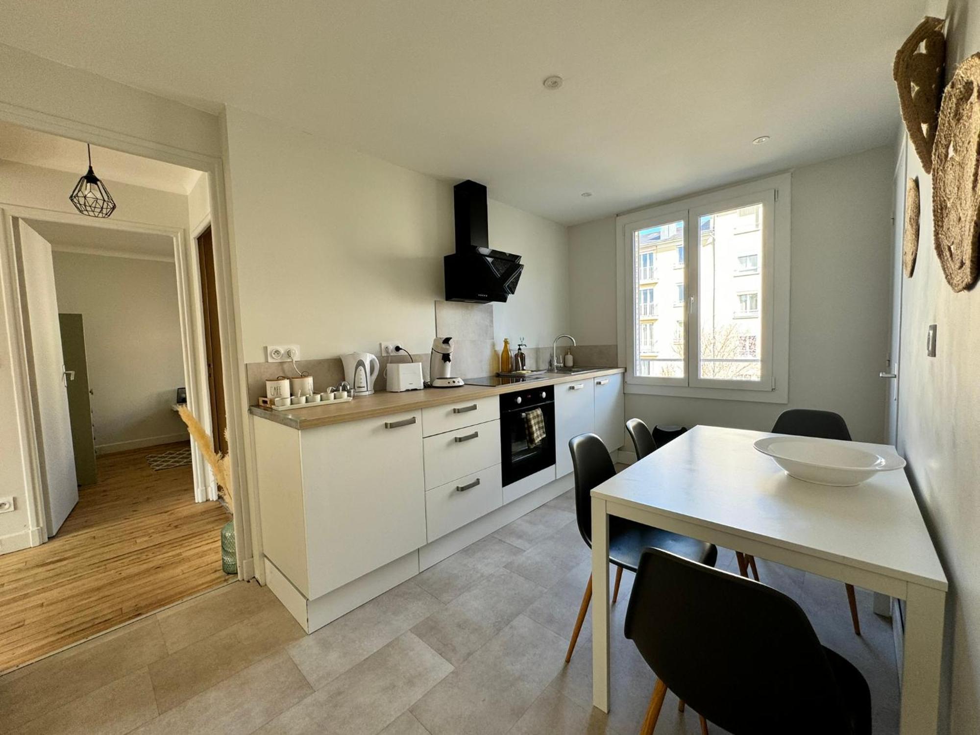 Le 122 - Parking Apartman Rodez Kültér fotó