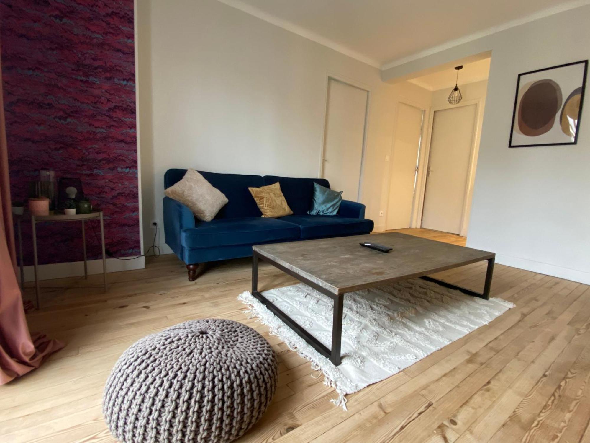 Le 122 - Parking Apartman Rodez Kültér fotó