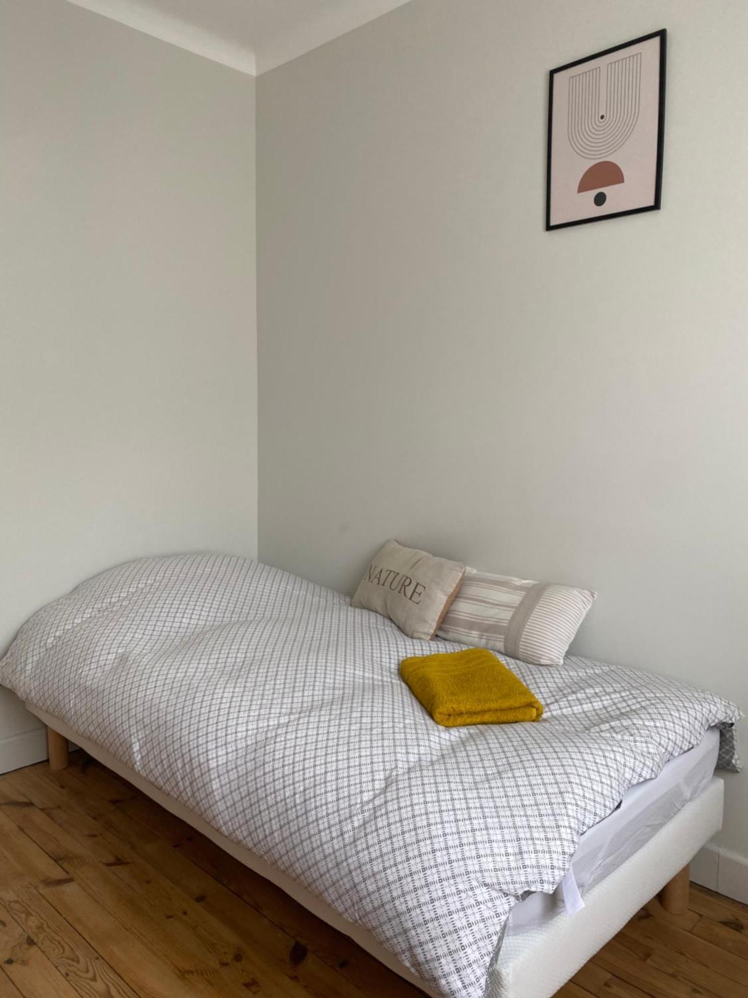 Le 122 - Parking Apartman Rodez Kültér fotó